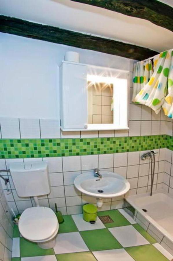 Apartment Tina For 2 At In Old Town *